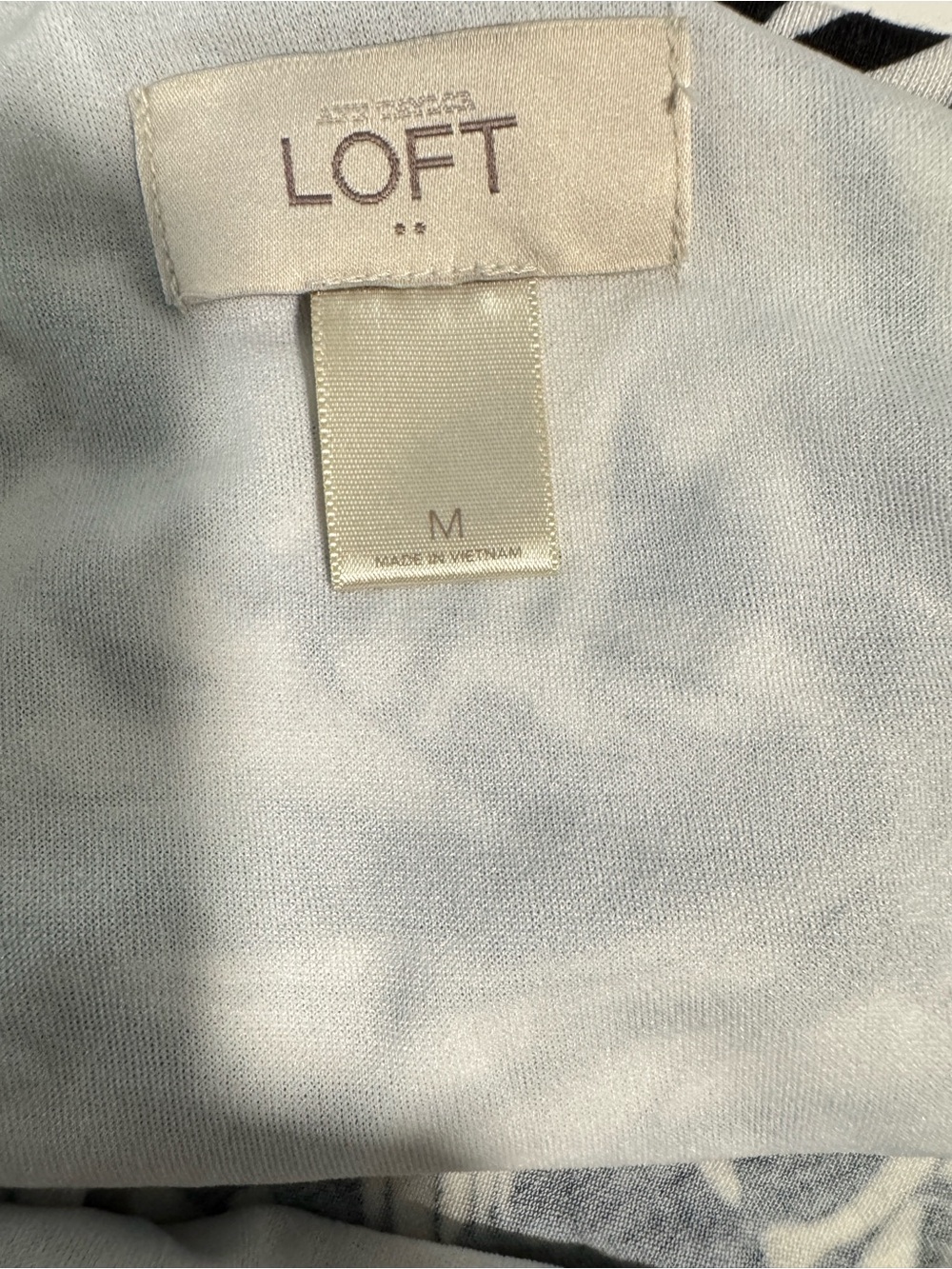LOFT Fit and Flare Black & White Spaghetti Strap Dress Petite Size M, leaf print - Picture 9 of 13